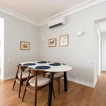 Apartamento Elegant And Bright In Estoril